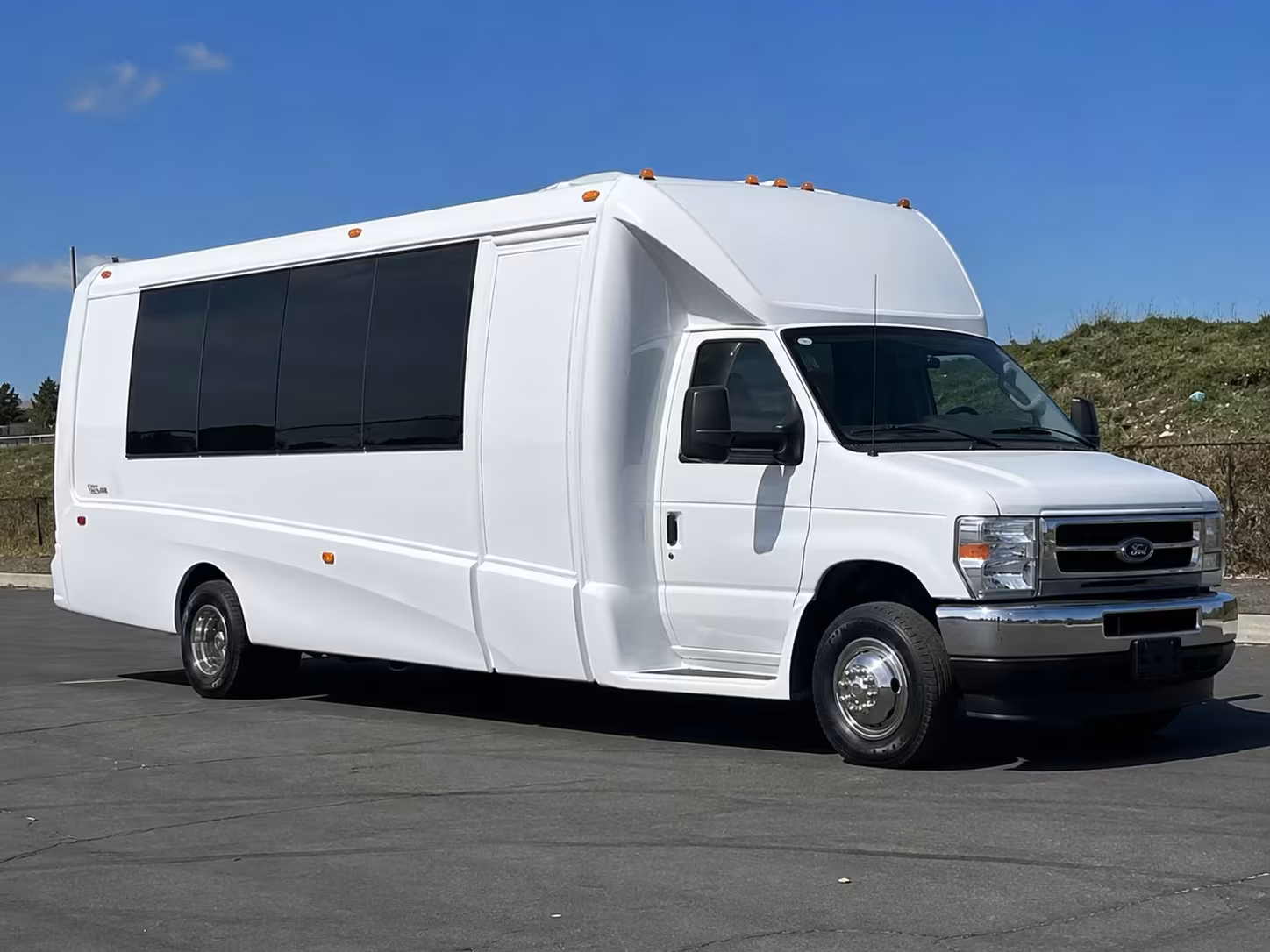 burbank prom party bus rentals for multi stop pickups