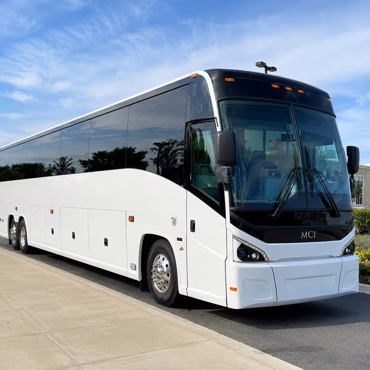 burbank studio lot and entertainment industry shuttle buses