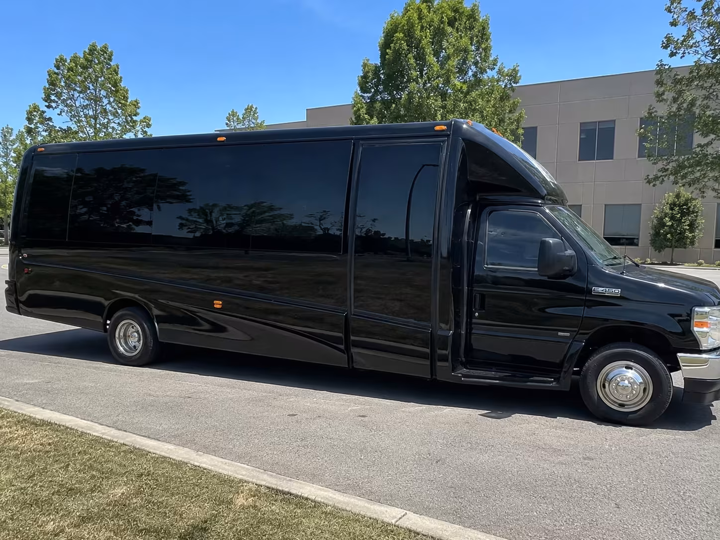 burbank wedding party bus rentals from suites to the ceremony