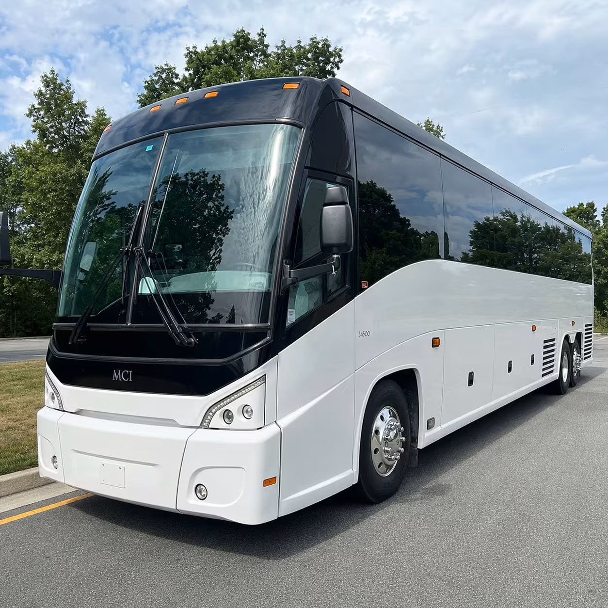 corporate event and studio charter bus rentals in burbank