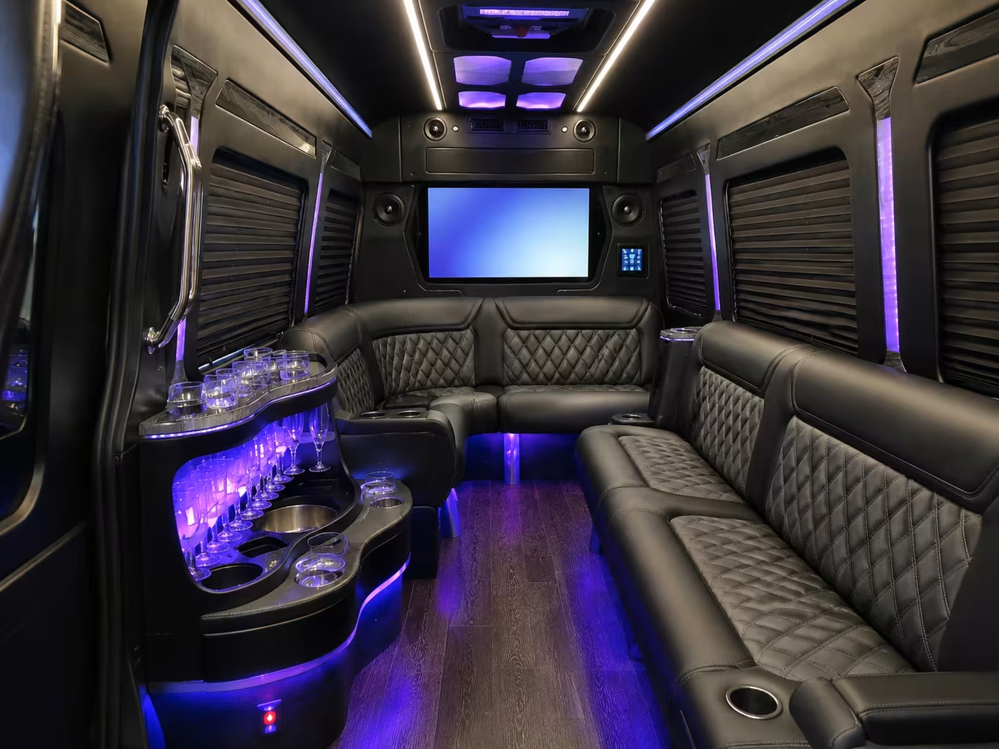 instant online pricing for prom transportation in burbank